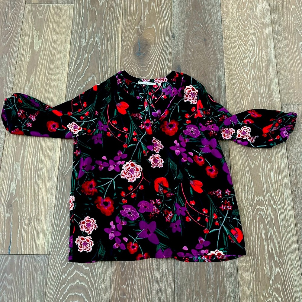 Violet Claire Poppy Blouse Medium